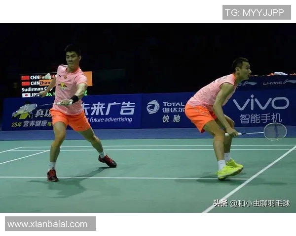 深圳羽毛球队中路突破战术解析与实战应用探讨