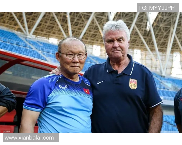 越南足球明星伪装成普通人的趣味照片大揭秘 越南足球明星伪装成普通人的趣味照片大揭秘