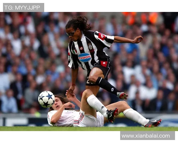 足球明星们的妻子们:她们背后的故事与光辉人生揭秘 足球明星们的妻子们:她们背后的故事与光辉人生揭秘