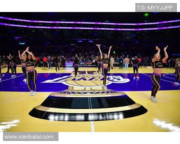 当足球明星跨界挑战NBA赛场的精彩瞬间与背后故事